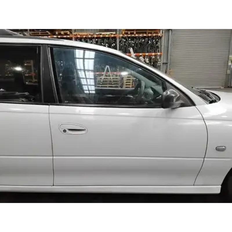 HOLDEN COMMODORE RIGHT FRONT DOOR VT S2-VZ, SEDAN/WAGON, BOLT ON TYPE, 06/99-09/