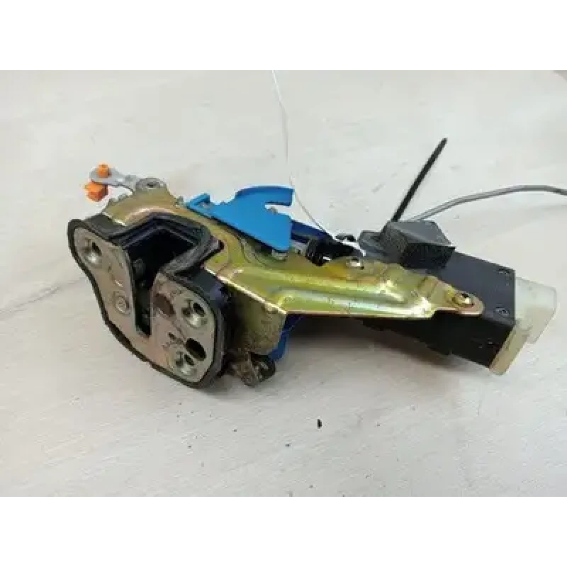 HOLDEN COMMODORE LOCK MECHANISM LEFT FRONT DOOR LOCK, VT-VZ, 09/97-09/07 2006
