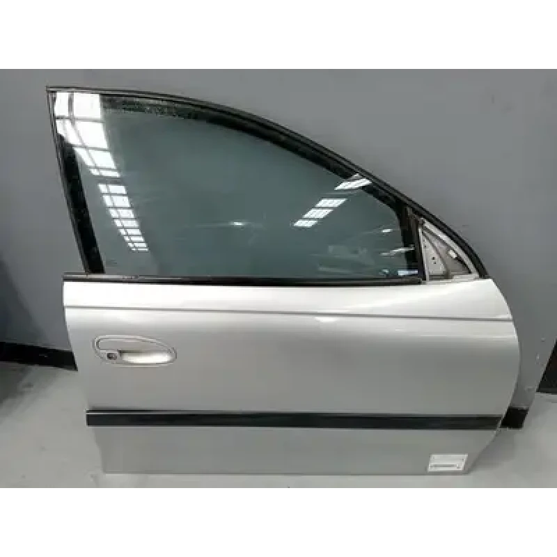 HOLDEN COMMODORE RIGHT FRONT DOOR VT S2-VZ, SEDAN/WAGON, BOLT ON TYPE, 06/99-09/