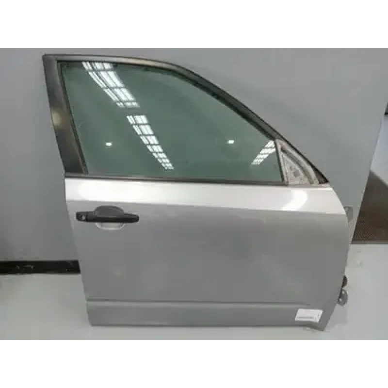 SUBARU FORESTER RIGHT FRONT DOOR 02/08-12/12  2011