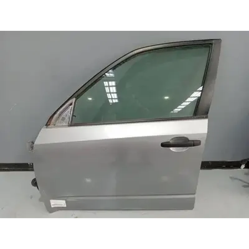SUBARU FORESTER LEFT FRONT DOOR 02/08-12/12  2011