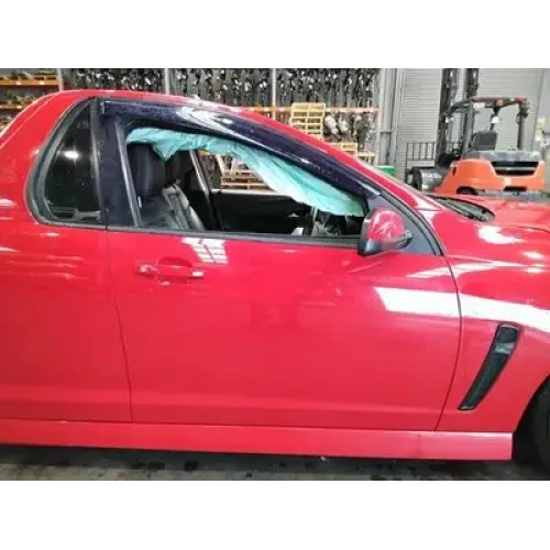 HOLDEN COMMODORE RIGHT FRONT DOOR VF, 05/13-12/17 2016