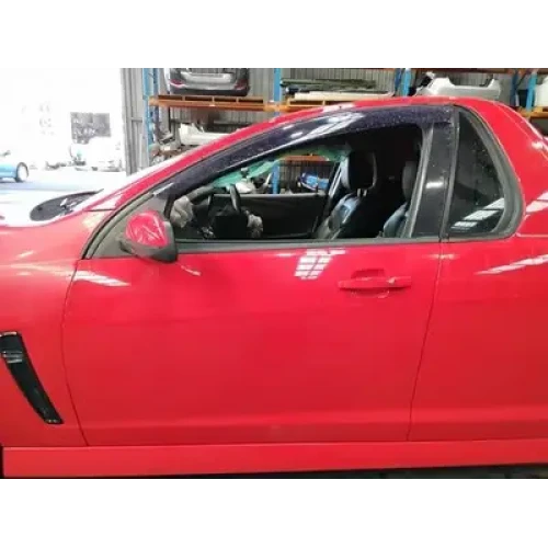 HOLDEN COMMODORE LEFT FRONT DOOR VF, 05/13-12/17 2016 HOLDEN COMMODORE LEFT FRONT DOOR VF, 05/13-12/17 2016