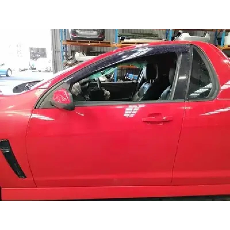 HOLDEN COMMODORE LEFT FRONT DOOR VF, 05/13-12/17 2016 HOLDEN COMMODORE LEFT FRONT DOOR VF, 05/13-12/17 2016