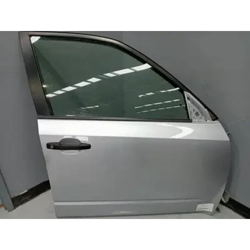 SUBARU FORESTER RIGHT FRONT DOOR 02/08-12/12 2012 SUBARU FORESTER RIGHT FRONT DOOR 02/08-12/12 2012
