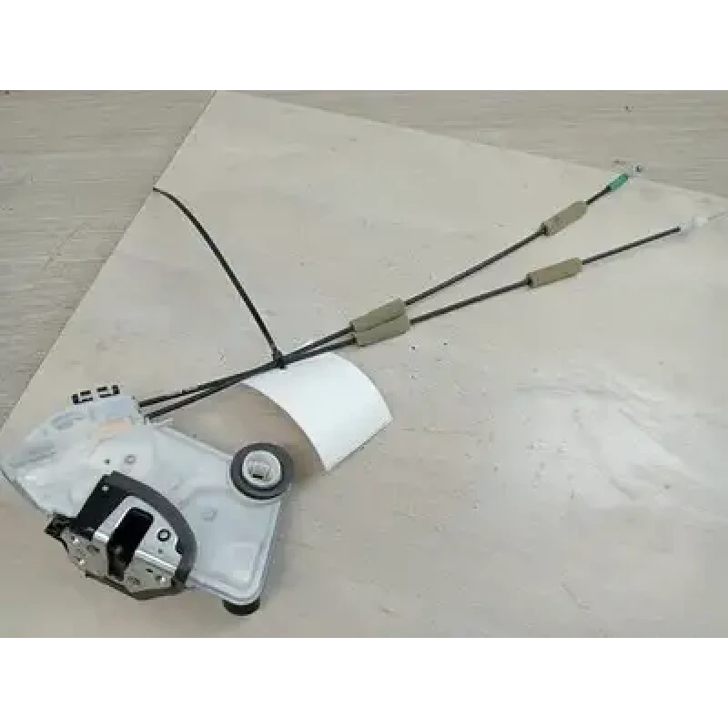 TOYOTA KLUGER LOCK MECHANISM RIGHT FRONT DOOR LOCK, GSU50/GSU55, 12/13-02/21 201
