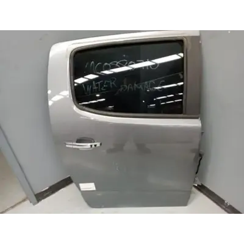 HOLDEN COLORADO RIGHT REAR DOOR RG, DUAL CAB, NON MOULD TYPE, 07/16-12/20 2017