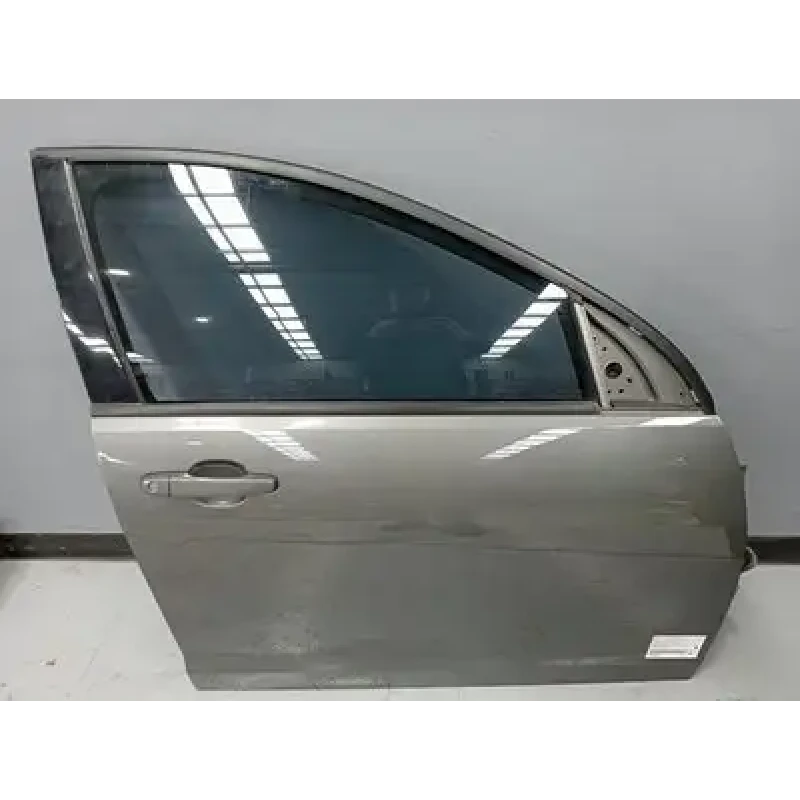 HOLDEN COMMODORE RIGHT FRONT DOOR VE, SEDAN/WAGON/UTE, 08/06-05/13 2013