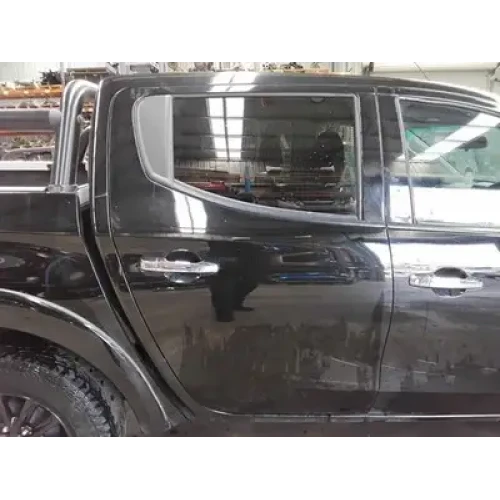 MITSUBISHI TRITON RIGHT REAR DOOR MQ-MR, DUAL CAB, 03/15-10/23 2017 MITSUBISHI TRITON RIGHT REAR DOOR MQ-MR, DUAL CAB, 03/15-10/23 2017