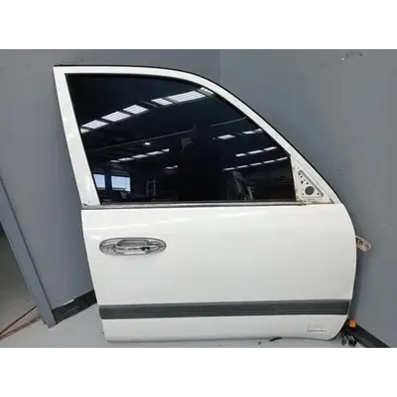 TOYOTA LANDCRUISER RIGHT FRONT DOOR 100 SERIES, GXL/SAHARA, MOULD TYPE, 01/98-10