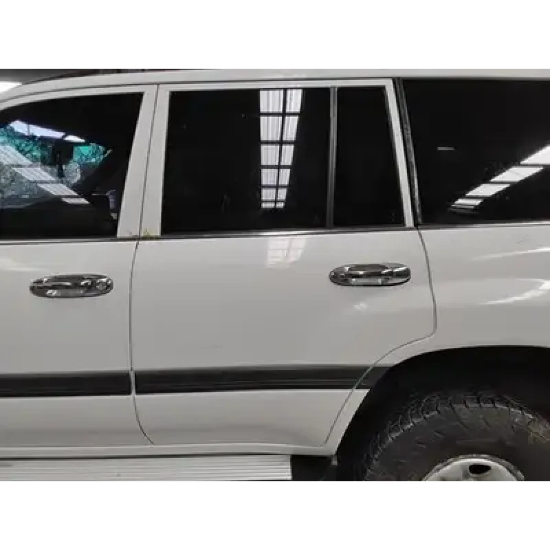 TOYOTA LANDCRUISER LEFT REAR DOOR 100 SERIES, GXL/SAHARA, MOULD TYPE, 01/98-10/0