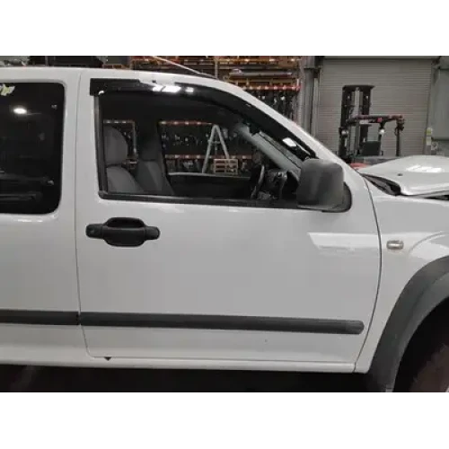 ISUZU DMAX RIGHT FRONT DOOR SINGLE/EXTRA CAB, MOULD TYPE, RA, 10/08-07/12 2011