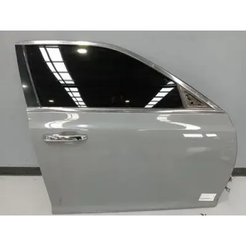 CHRYSLER 300C RIGHT FRONT DOOR LX2, 12/11-12/21 2012 CHRYSLER 300C RIGHT FRONT DOOR LX2, 12/11-12/21 2012