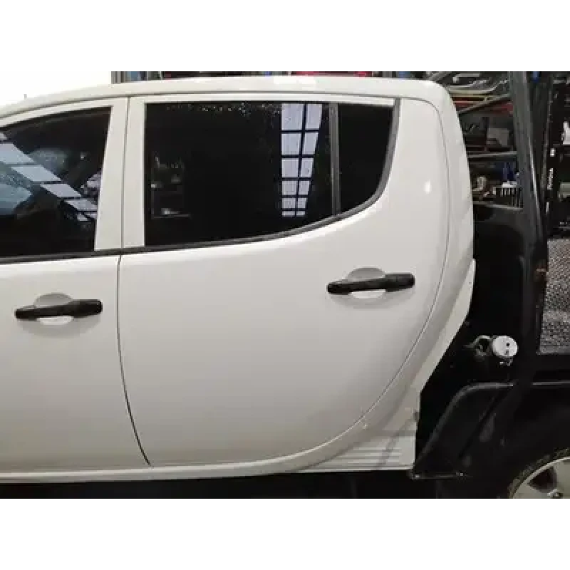 MITSUBISHI TRITON LEFT REAR DOOR MN, DUAL CAB, NON MOULD TYPE, 08/09-04/15 2015