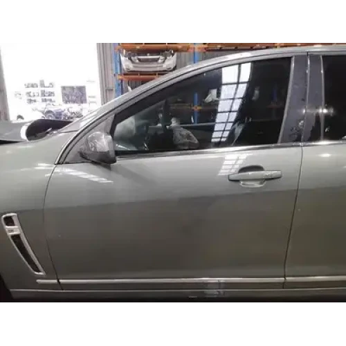 HOLDEN COMMODORE LEFT FRONT DOOR VF, 05/13-12/17 2013 HOLDEN COMMODORE LEFT FRONT DOOR VF, 05/13-12/17 2013