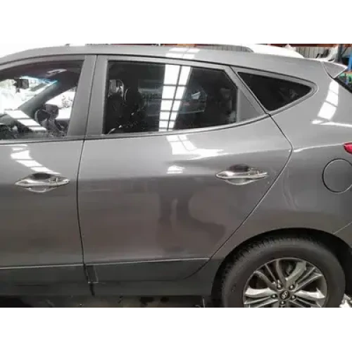 HYUNDAI IX35 LEFT REAR DOOR LM SERIES, W/ MOULD TYPE, 11/09-01/16 2014 HYUNDAI IX35 LEFT REAR DOOR LM SERIES, W/ MOULD TYPE, 11/09-01/16 2014