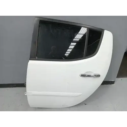 MITSUBISHI TRITON LEFT REAR DOOR MN, DUAL CAB, W/ MOULD TYPE, 08/09-04/15 2014 MITSUBISHI TRITON LEFT REAR DOOR MN, DUAL CAB, W/ MOULD TYPE, 08/09-04/15 2014