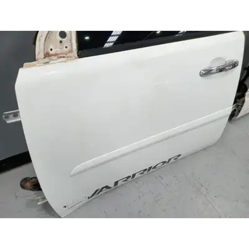 MITSUBISHI TRITON LEFT FRONT DOOR ML-MN, SINGLE/DUAL CAB, W/ MOULD TYPE, 07/06-0