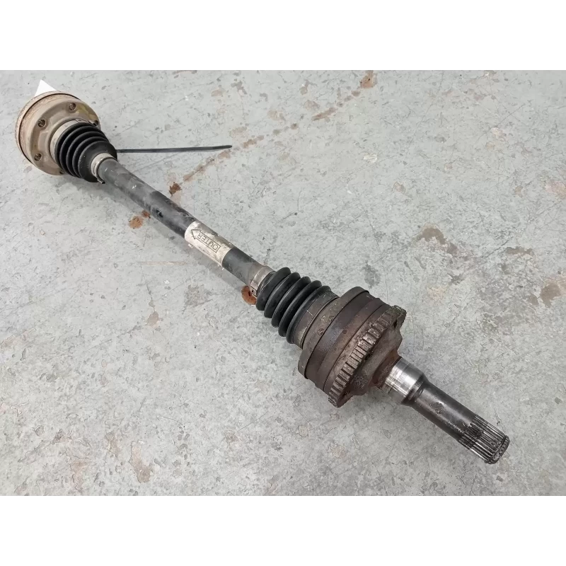 HOLDEN COMMODORE RIGHT DRIVESHAFT REAR, VT-VZ, 09/97-09/07 2002