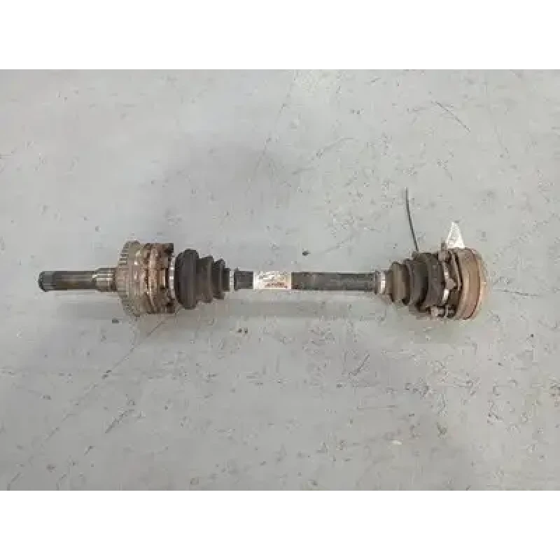 HOLDEN COMMODORE RIGHT DRIVESHAFT REAR, VT-VZ, 09/97-09/07 2001