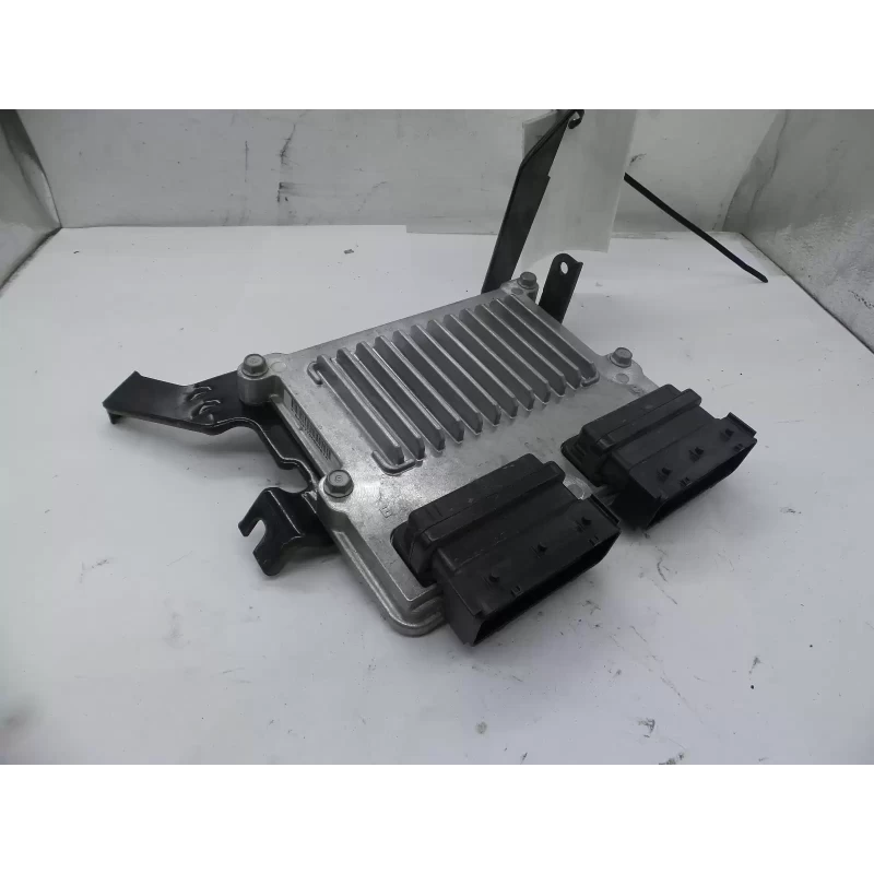 HYUNDAI SANTA FE ECU ENGINE ECU, 3.3, PETROL, AUTO T/M, ECU ONLY, DM, 05/16-02/1