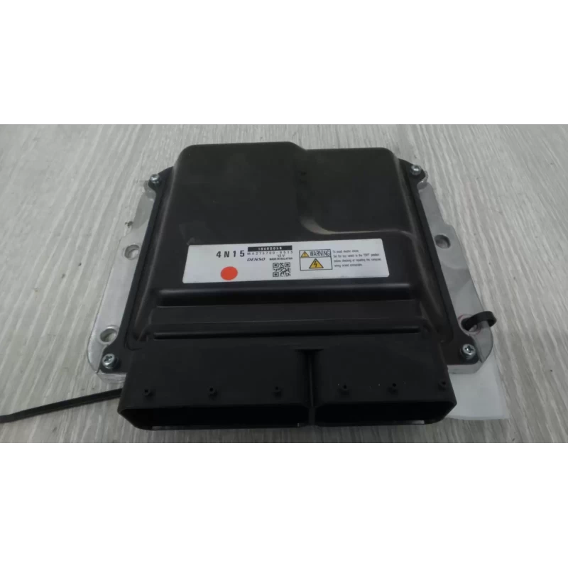 MITSUBISHI TRITON ECU ENGINE ECU, 2.4, DIESEL, 4N15, AUTO T/M, P/N 1860D058, ECU