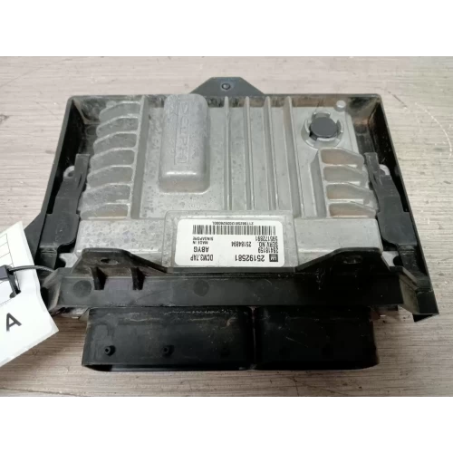 HOLDEN CAPTIVA ECU ENGINE ECU, 2.2, DIESEL, AUTO T/M, P/N 25192581, ECU ONLY, CG