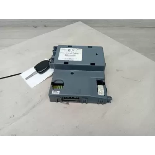 HOLDEN COMMODORE ECU BODY CONTROL MODULE, VT-VX, HIGH, P/N 92100737, CALAIS, 09/
