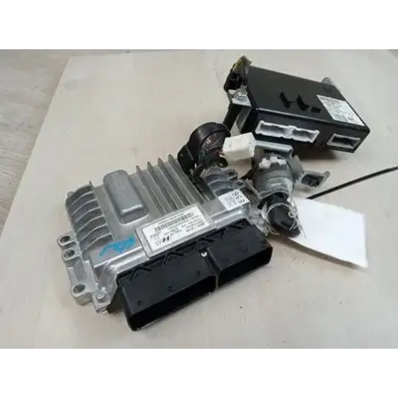 HYUNDAI ILOAD/IMAX ECU ENGINE ECU, 2.5, D4CB, 6 SPEED, DIESEL, MANUAL T/M, SEC S