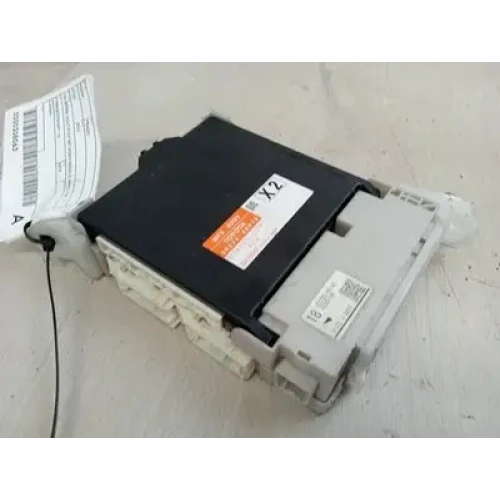 TOYOTA PRADO ECU 150 SERIES, MULTIPLEX NETWORK MODULE (MPX), P/N 8922060M10, DAS TOYOTA PRADO ECU 150 SERIES, MULTIPLEX NETWORK MODULE (MPX), P/N 8922060M10, DAS