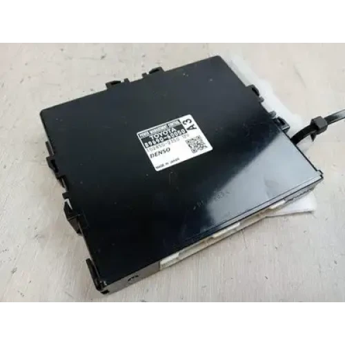 TOYOTA PRADO ECU 150 SERIES, POWER MANAGEMENT CONTROL MODULE (MOUNTED BEHIND GLO TOYOTA PRADO ECU 150 SERIES, POWER MANAGEMENT CONTROL MODULE (MOUNTED BEHIND GLO