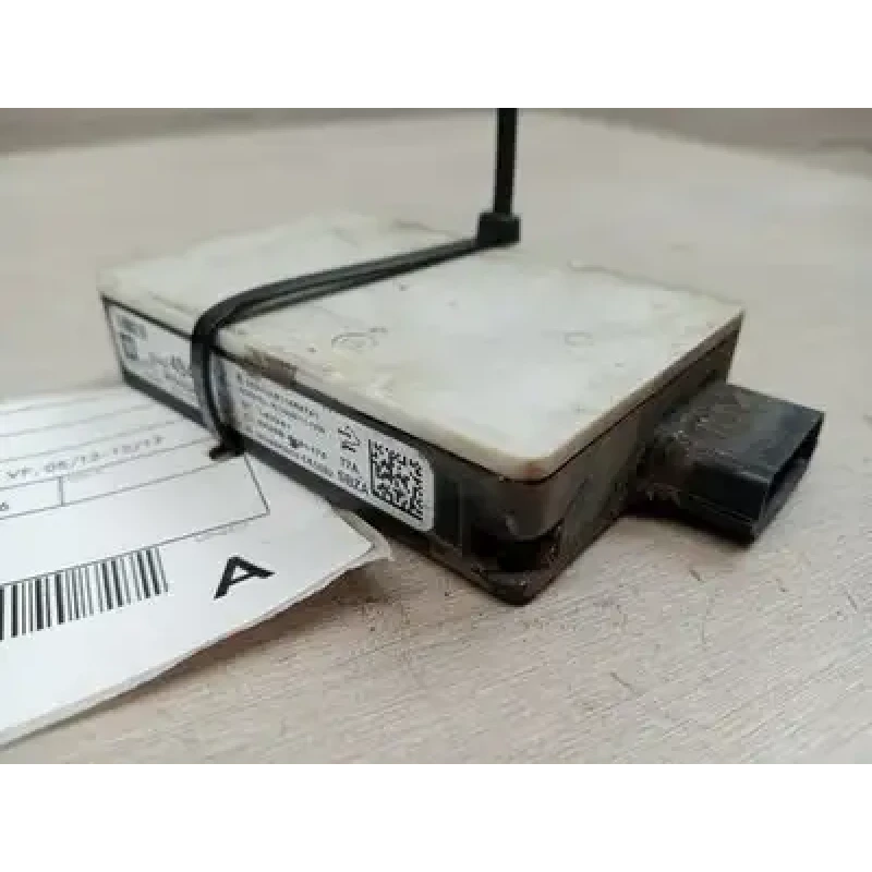 HOLDEN COMMODORE ECU SIDE SENSOR MODULE, P/N 23424941, VF, 05/13-12/17 2016 LFX