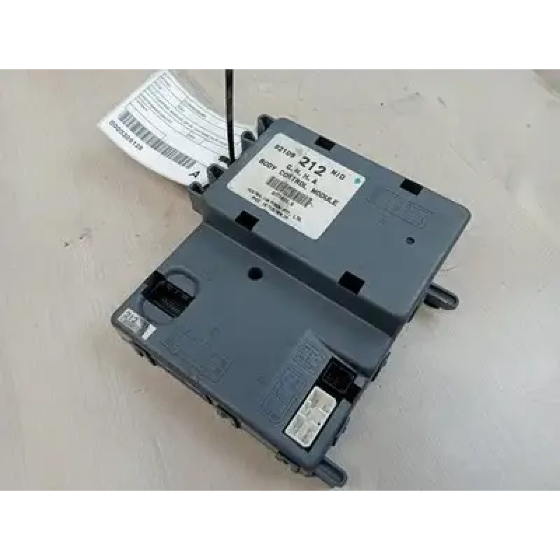 HOLDEN COMMODORE ECU BODY CONTROL MODULE, VT-VX, LOW #688, 09/97-09/02 2002 VH