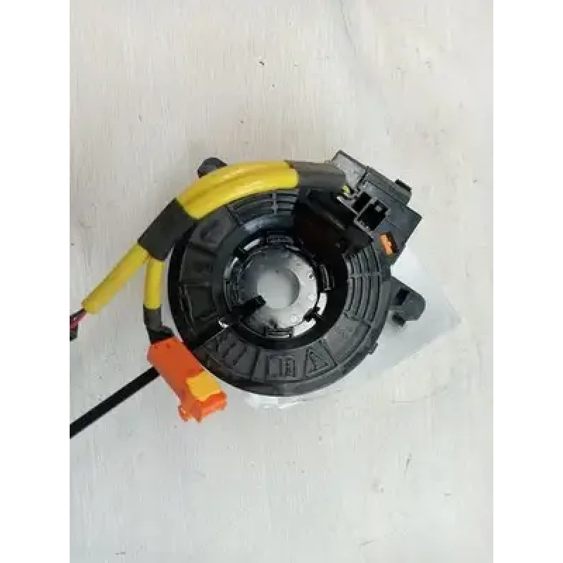 TOYOTA HILUX AIRBAG MODULE/SENSOR CLOCKSPRING, NON VSC, NON STEERING WHEEL AUDIO