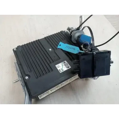 TOYOTA HILUX ECU ENGINE ECU, 2.8, 1GD-FTV, DIESEL, AUTO, P/N 89661F0R10, SEC SET TOYOTA HILUX ECU ENGINE ECU, 2.8, 1GD-FTV, DIESEL, AUTO, P/N 89661F0R10, SEC SET