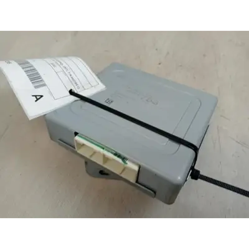 MITSUBISHI TRITON ECU 4WD CONTROL MODULE (T/F CONTROL UNIT), P/N 8631B753 (MOUNT