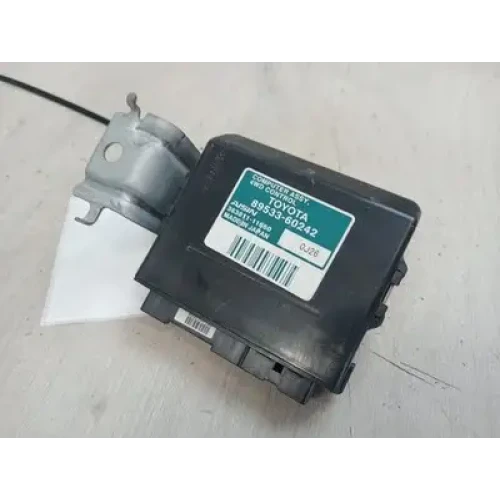 TOYOTA LANDCRUISER ECU 200 SERIES, 4WD CONTROL MODULE (LOWER DRIVERS SIDE A-PILL