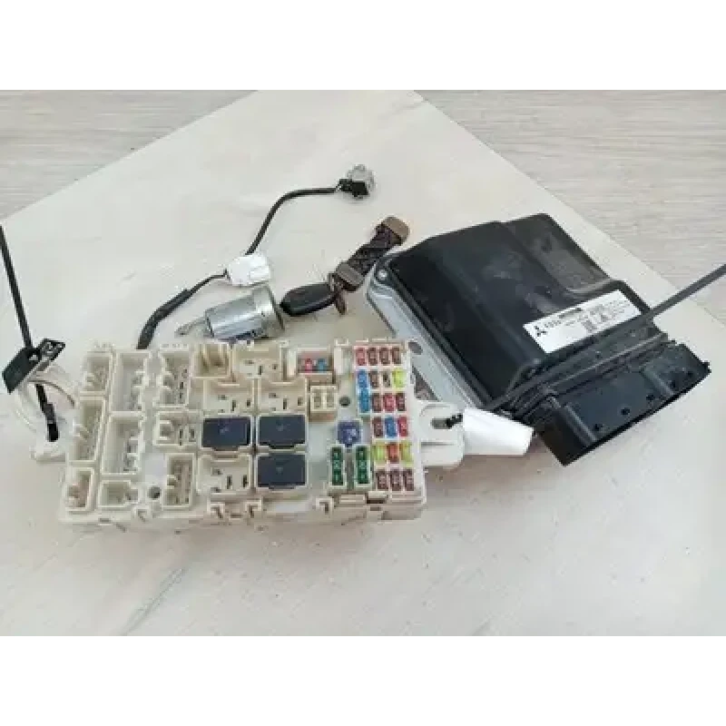 MITSUBISHI TRITON ECU MN, ENGINE ECU, 2.5, DIESEL, 4D56 (131kw ENGINE), 4WD/2WD,