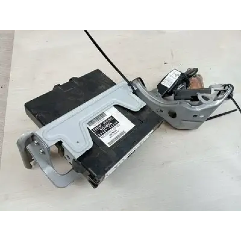 TOYOTA HILUX ECU ENGINE ECU, 2.7, 2TR-FE, PETROL, MANUAL, 2WD, P/N 896610KE20, S