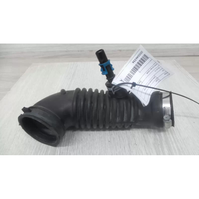 MAZDA CX7 AIR CLEANER DUCT/HOS 11/06-02/12 2008