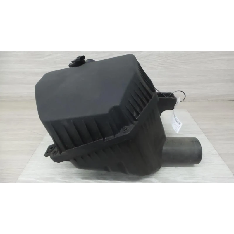 HOLDEN CAPTIVA AIR CLEANER/BOX AIR CLEANER BOX, SLOTTED HOLE FOR AIRFLOW METER,