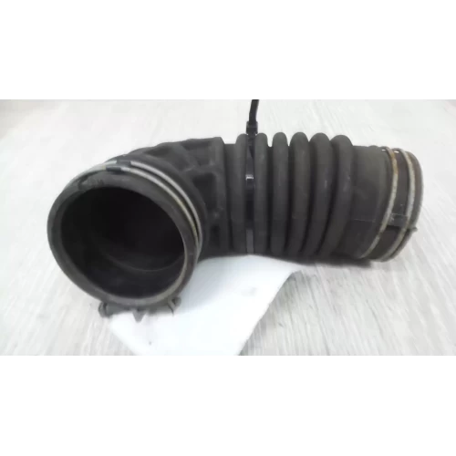 NISSAN NAVARA AIR CLEANER DUCT/HOS D22 12/01-08/15 2011