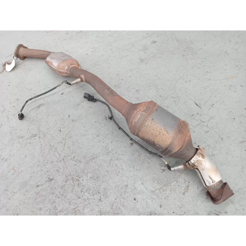 HOLDEN COMMODORE CATALYTIC CONVERTER VZ S2, V6 (STANDARD MOTOR), RH SIDE, 2 OXY