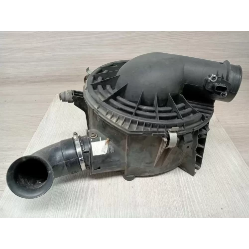 MAZDA BT50 AIR CLEANER/BOX AIR CLEANER, UP-UR, 3.2, DIESEL, 10/11-06/20 2013