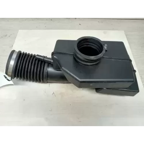 HOLDEN COMMODORE AIR CLEANER DUCT/HOS VF, 05/13-12/17 2017