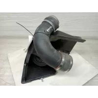HOLDEN COMMODORE AIR CLEANER/BOX AIR CLEANER, VF, 6.0/6.2, 05/13-12/17 2014
