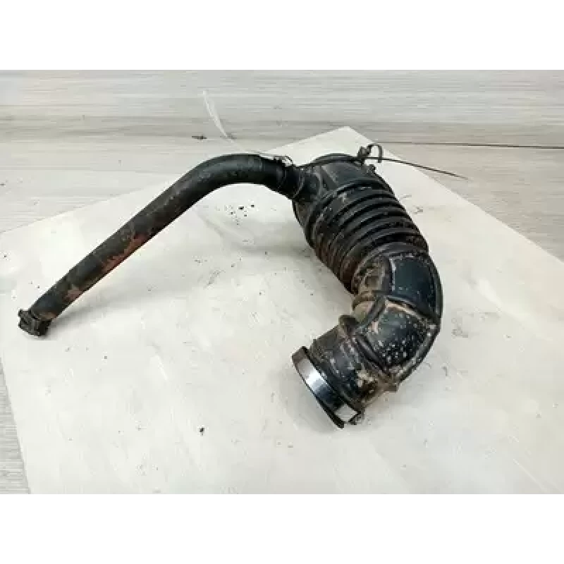 HYUNDAI TERRACAN AIR CLEANER DUCT/HOS HP 11/01-12/07 2005