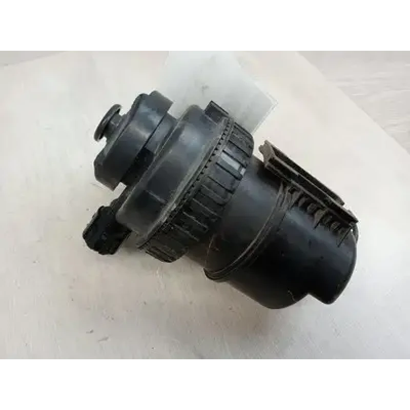 MITSUBISHI TRITON FUEL FILTER HOUSING MQ-MR, HAND PRIMER PUMP ASSEMBLY, DIESEL,