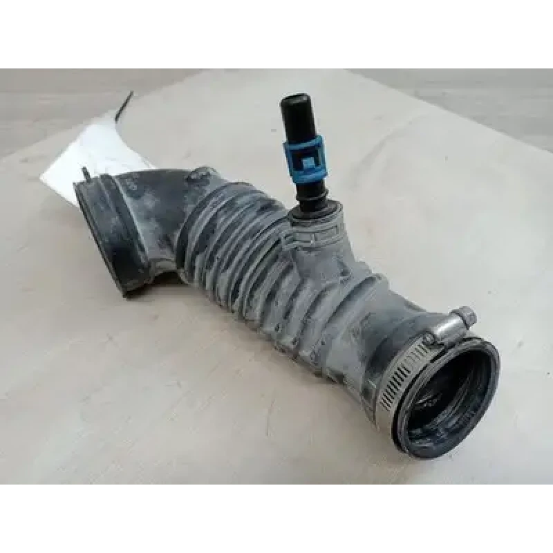 MAZDA CX7 AIR CLEANER DUCT/HOS 11/06-02/12 2010