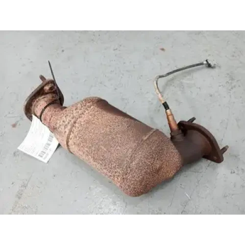 HOLDEN COMMODORE CATALYTIC CONVERTER UNDER CAR-CAT TYPE, 3.6, LE0/LY7, W/ OXYGEN HOLDEN COMMODORE CATALYTIC CONVERTER UNDER CAR-CAT TYPE, 3.6, LE0/LY7, W/ OXYGEN